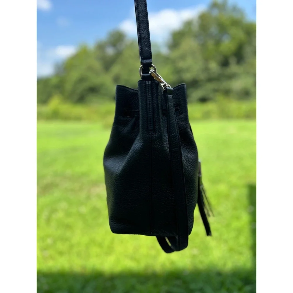 Kate Spade Grey Street Cooper Bucket Bag Black Pebbled Leather Crossbody